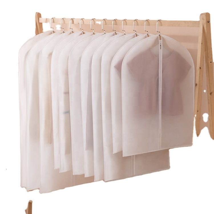 เสื้อผ้าโปร่งแสงมีคุณภาพสูงและถุงคลุมเสื้อผ้าแขวนโพลีแบบกำหนดเองรีไซเคิลกันฝุ่นสีขาว